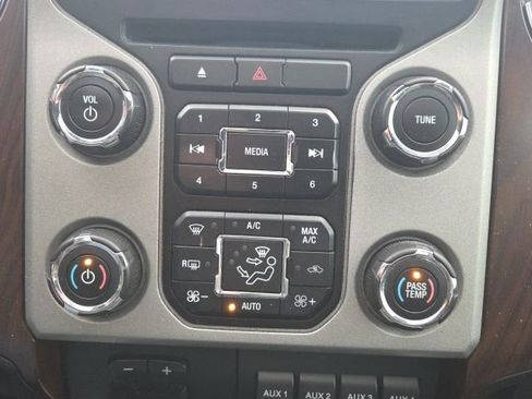 Used 2015 Ford F350 Lariat w/ Lariat Ultimate Package image 27