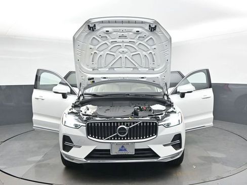 Used 2023 Volvo XC60 B5 Plus w/ Climate Package image 53