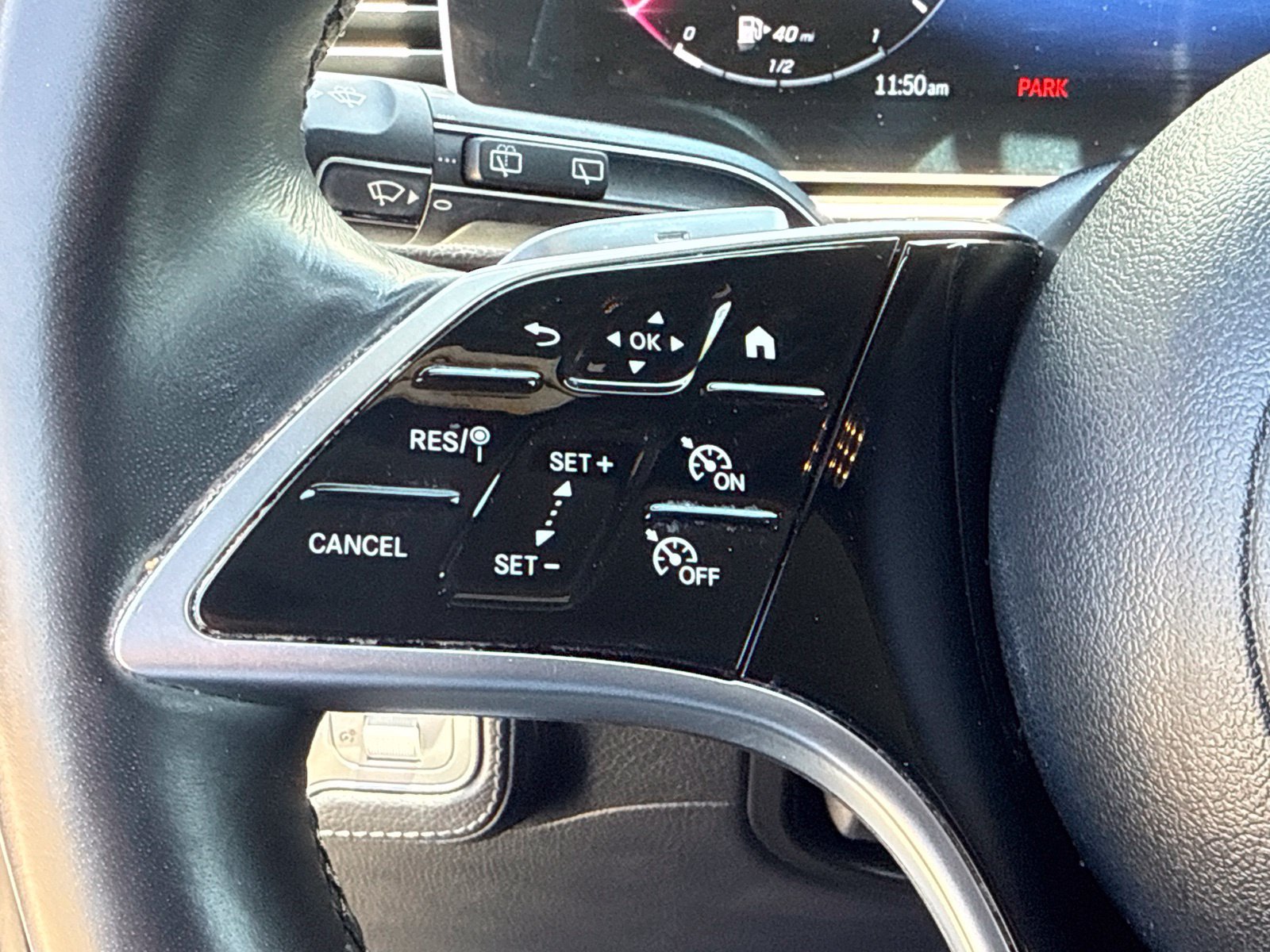 Used 2024 Mercedes-Benz GLE 350 4MATIC image 31