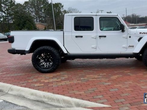 Used 2023 Jeep Gladiator Mojave w/ LED Lighting Group image 3