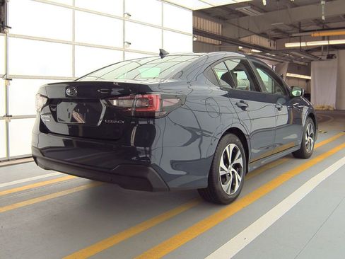 Used 2025 Subaru Legacy Premium w/ Popular Package #1 AWD/4WD image 2