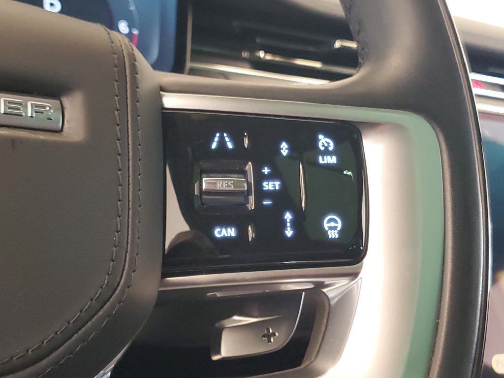 Used 2023 Land Rover Range Rover SE AWD/4WD image 19