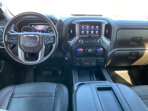 Used 2020 GMC Sierra 2500 Denali w/ Technology Package AWD/4WD image 4
