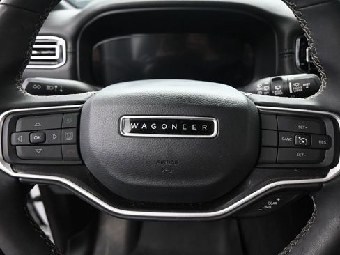 Used 2022 Jeep Wagoneer Series I w/ Premium Group I RWD image 10