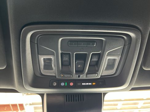 Used 2024 Chevrolet Silverado 2500 ZR2 w/ Technology Package AWD/4WD image 24