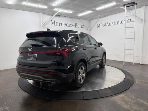 Used 2023 Hyundai Santa Fe SE FWD image 7