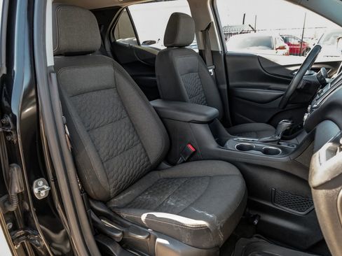 Used 2018 Chevrolet Equinox LT image 40