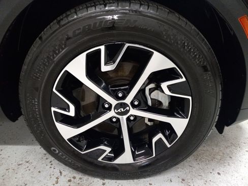 Certified 2024 Kia Sportage EX FWD image 21