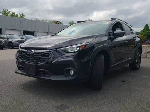 Used 2024 Subaru Crosstrek 2.5i Limited AWD/4WD image 3