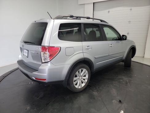Used 2012 Subaru Forester 2.5X Premium AWD/4WD image 9