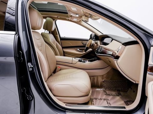 Used 2019 Mercedes-Benz S 560 4MATIC Sedan image 35