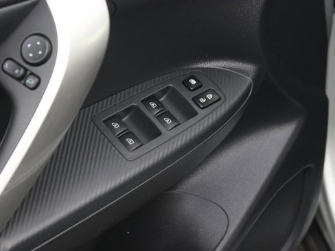 Used 2023 Mitsubishi Eclipse Cross SE image 14