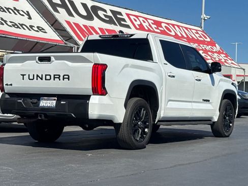Used 2024 Toyota Tundra Limited AWD/4WD image 2