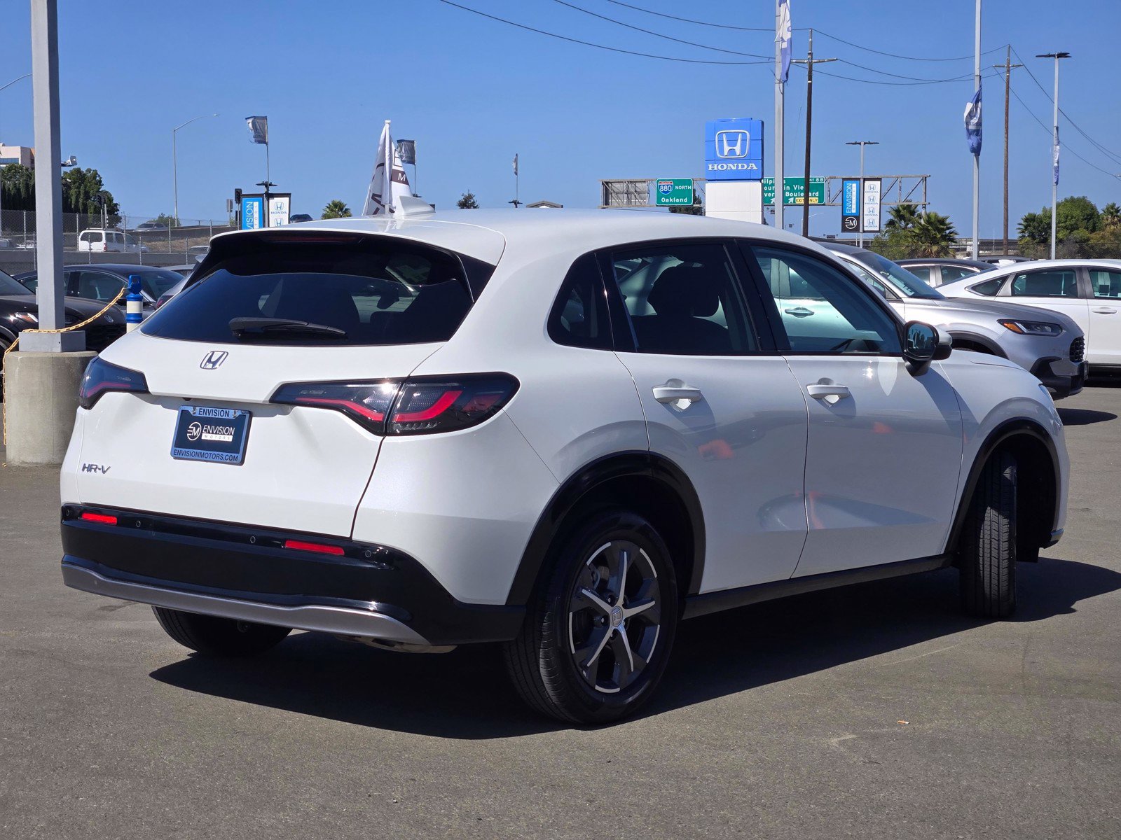 Certified 2024 Honda HR-V EX-L image 7