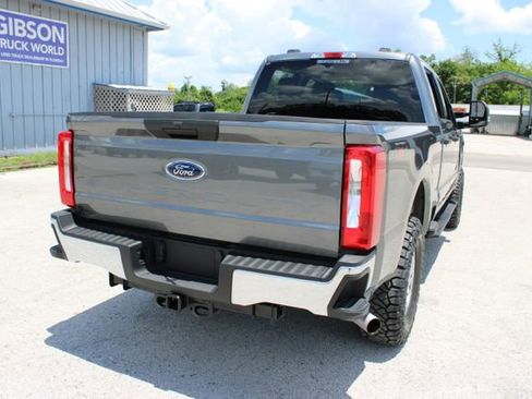 Used 2025 Ford F250 XLT AWD/4WD image 11