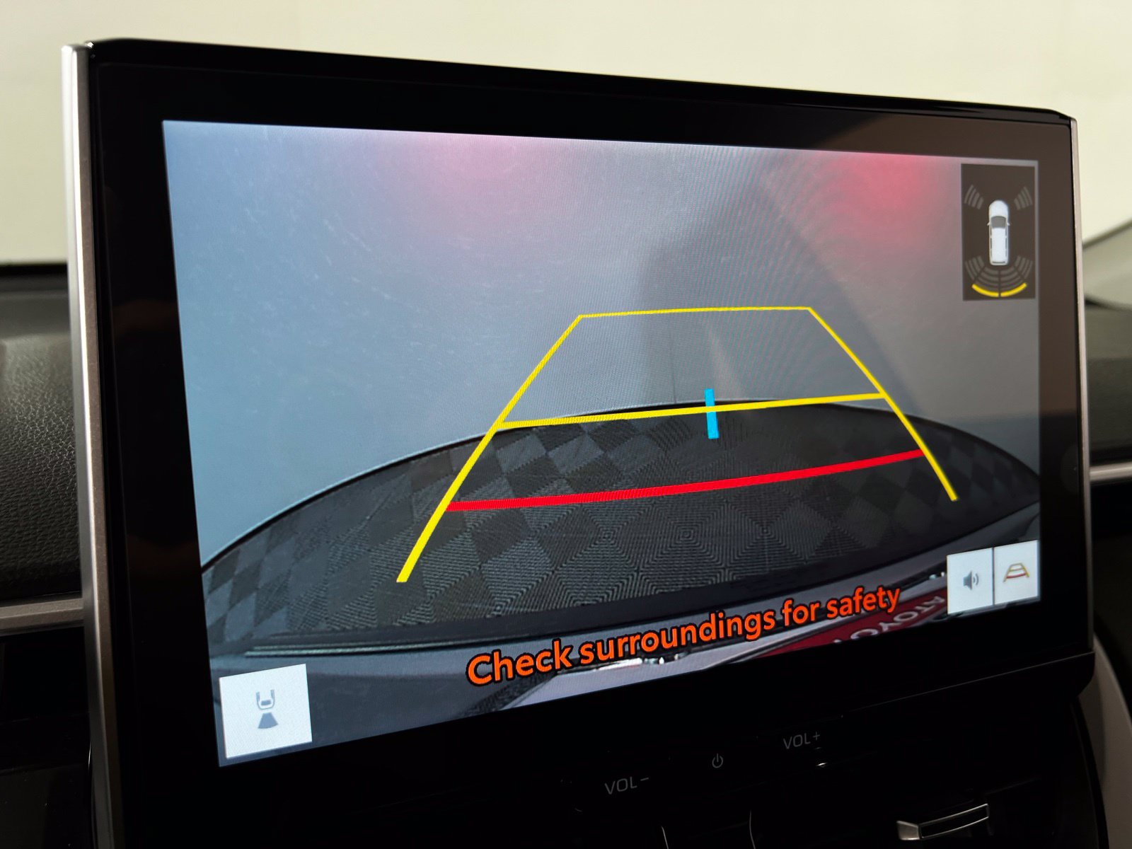 Used 2026 Toyota Corolla Cross XLE FWD image 19