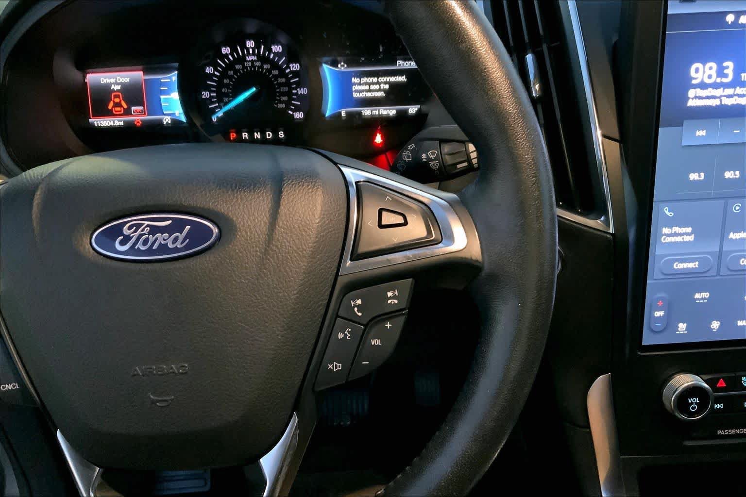 Used 2022 Ford Edge Titanium AWD/4WD image 22