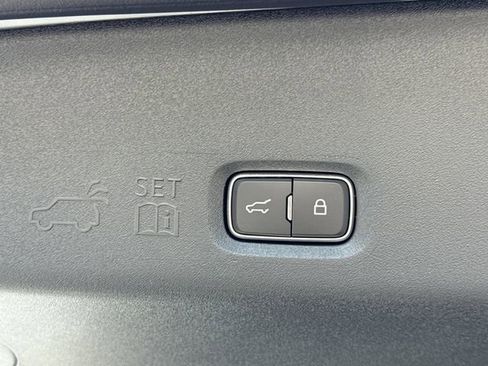 New 2026 Lincoln Navigator L Reserve AWD/4WD image 21