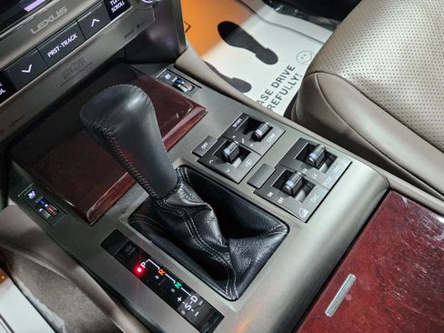 Used 2016 Lexus GX 460 Luxury image 33