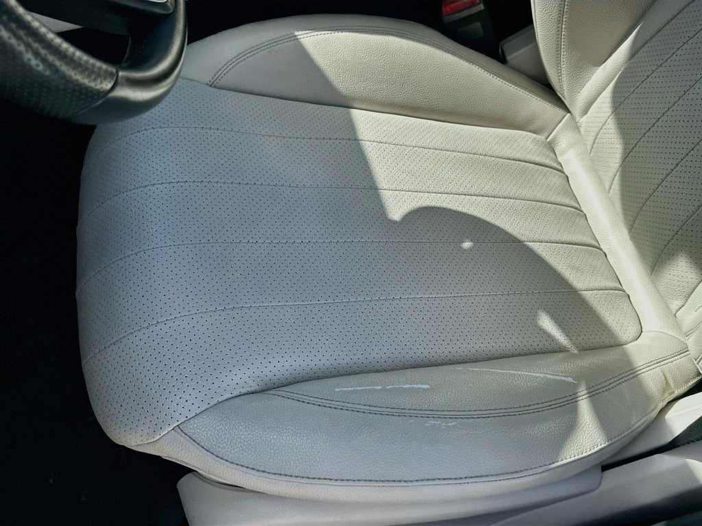 Used 2017 Mercedes-Benz E 300 4MATIC image 20