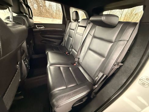 Used 2020 Jeep Grand Cherokee Limited w/ Premium Lighting Group image 19