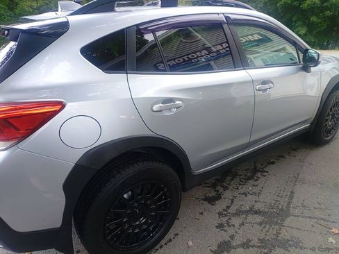 Used 2018 Subaru Crosstrek 2.0i Premium AWD/4WD image 7