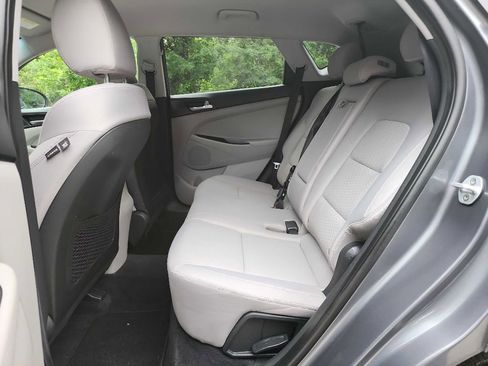Used 2019 Hyundai Tucson Value FWD image 26