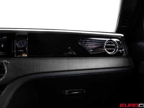 Used 2023 Rolls-Royce Ghost AWD/4WD image 30