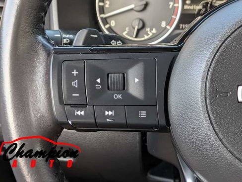 Used 2022 Nissan Rogue SV w/ SV Premium Package FWD image 29
