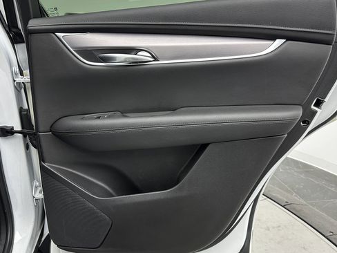 Used 2020 Cadillac XT5 Luxury image 32