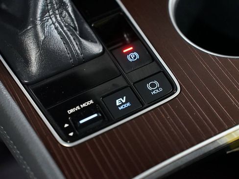 Certified 2021 Toyota Sienna XLE image 22