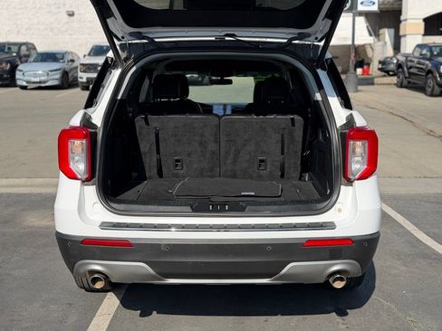 Certified 2023 Ford Explorer Limited image 10