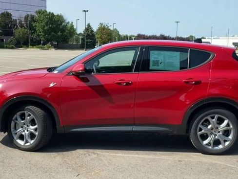 Used 2024 Dodge Hornet R/T image 6