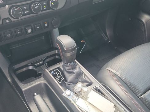 Used 2020 Toyota Tacoma TRD Pro AWD/4WD image 17
