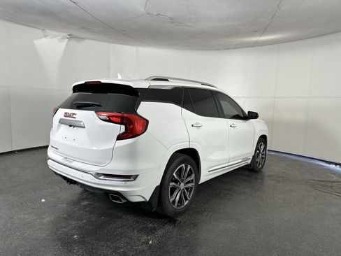 Used 2018 GMC Terrain Denali w/ Advanced Safety Package FWD image 8
