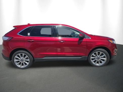 Used 2017 Ford Edge Titanium w/ Equipment Group 301A FWD image 9