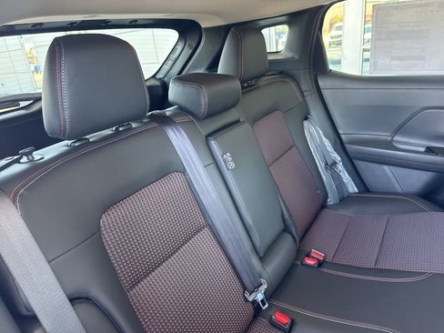 New 2026 Nissan Kicks SR w/ SR Premium Package FWD image 23