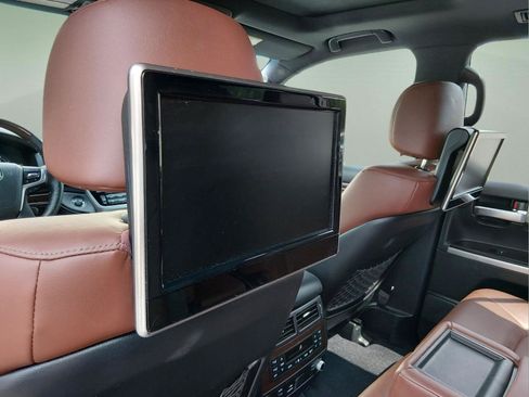 Used 2016 Toyota Land Cruiser AWD/4WD image 14