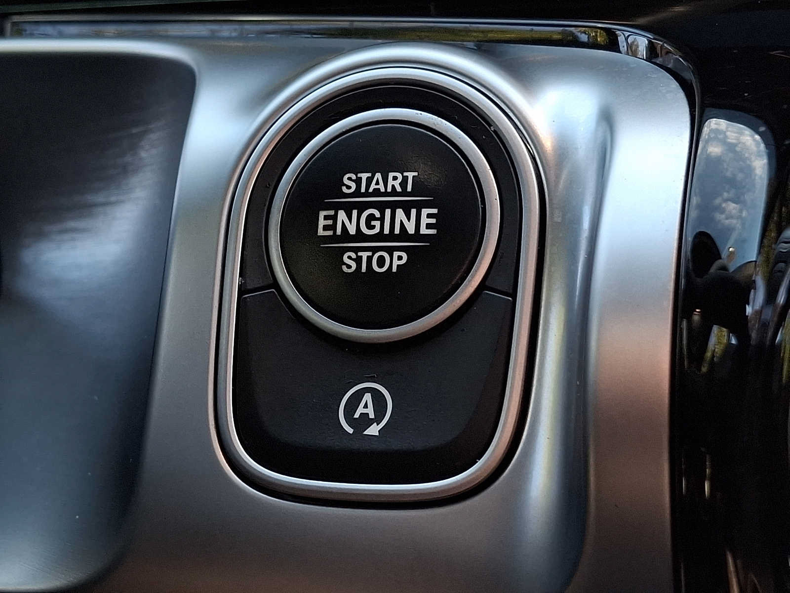 Certified 2022 Mercedes-Benz GLB 250 4MATIC image 19