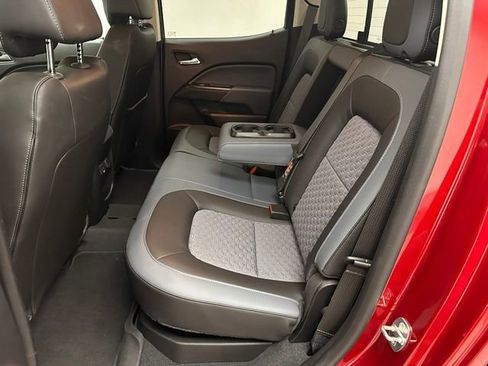 Used 2021 Chevrolet Colorado Z71 AWD/4WD image 17