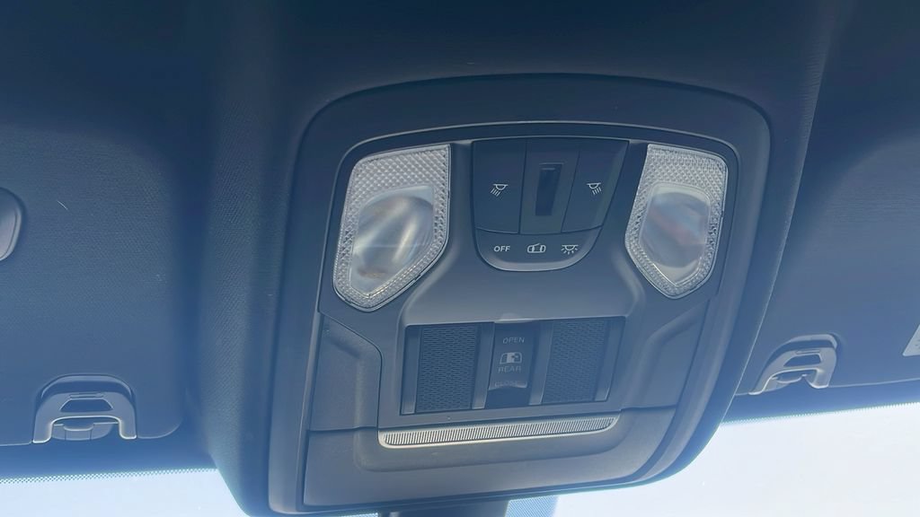 Used 2021 RAM 1500 Big Horn AWD/4WD image 16
