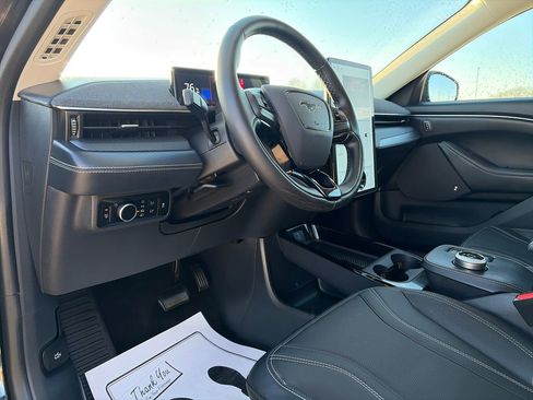 Used 2024 Ford Mustang Mach-E Premium image 19