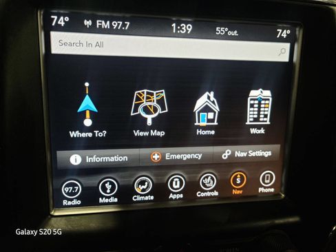 Used 2018 Jeep Grand Cherokee Overland image 39