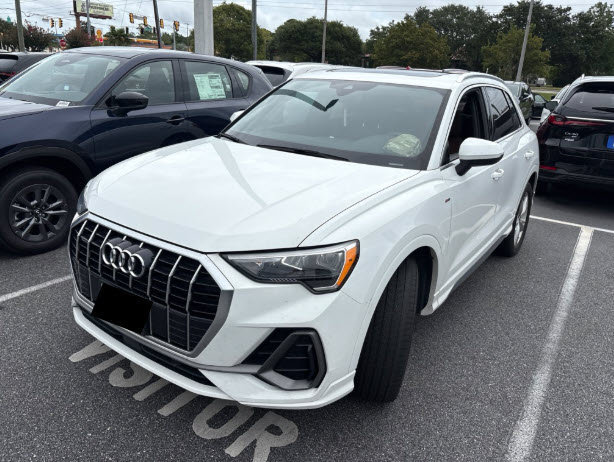 Used 2022 Audi Q3 2.0T Premium AWD/4WD image 5