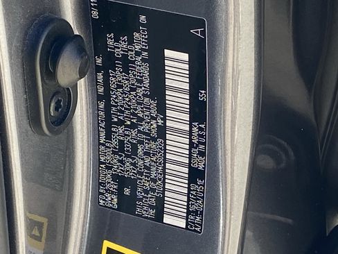 Used 2012 Toyota Highlander FWD w/ Tech Pkg image 31