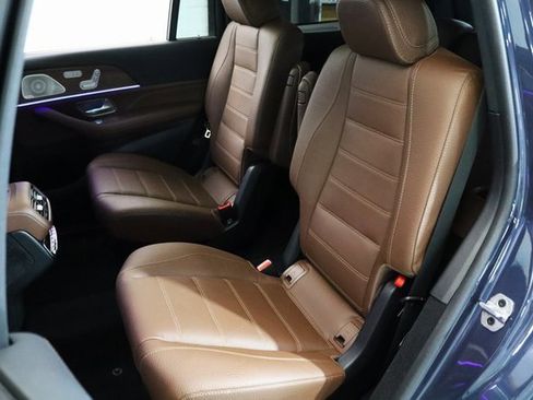 Used 2024 Mercedes-Benz GLS 450 4MATIC w/ AMG Line Exterior image 18