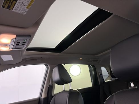 Certified 2023 Nissan Rogue SV w/ SV Premium B Package AWD/4WD image 18