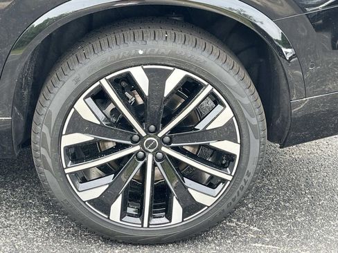 New 2026 Volvo XC90 T8 Ultra w/ Protection Package Premier AWD/4WD image 11
