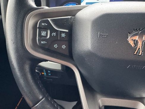 Used 2021 Ford Bronco Badlands image 8