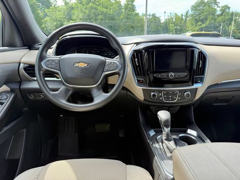Certified 2022 Chevrolet Traverse LS w/ LPO, Floor Liner Package AWD/4WD image 19